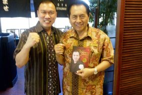 Bersama Bapak Istidjab Danunegoro